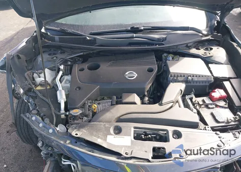 2015 Nissan Altima 2.5 S z USA, uszkodzony, nr VIN 1N4AL3AP1FC223069